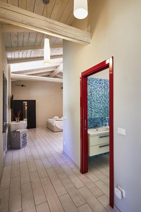 בולוניה Carlotta Fiera Suite מראה חיצוני תמונה